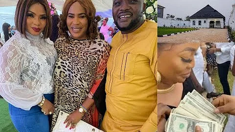 Too Much Dollars!See What Mercy Aigbe,Laide,Fathia Balogun Did At Actress Kemi Afolabi' Housewarming