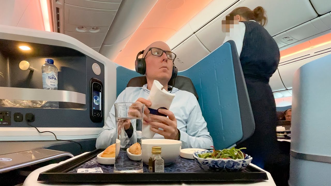 To San Francisco in KLM 787-10 Business Class