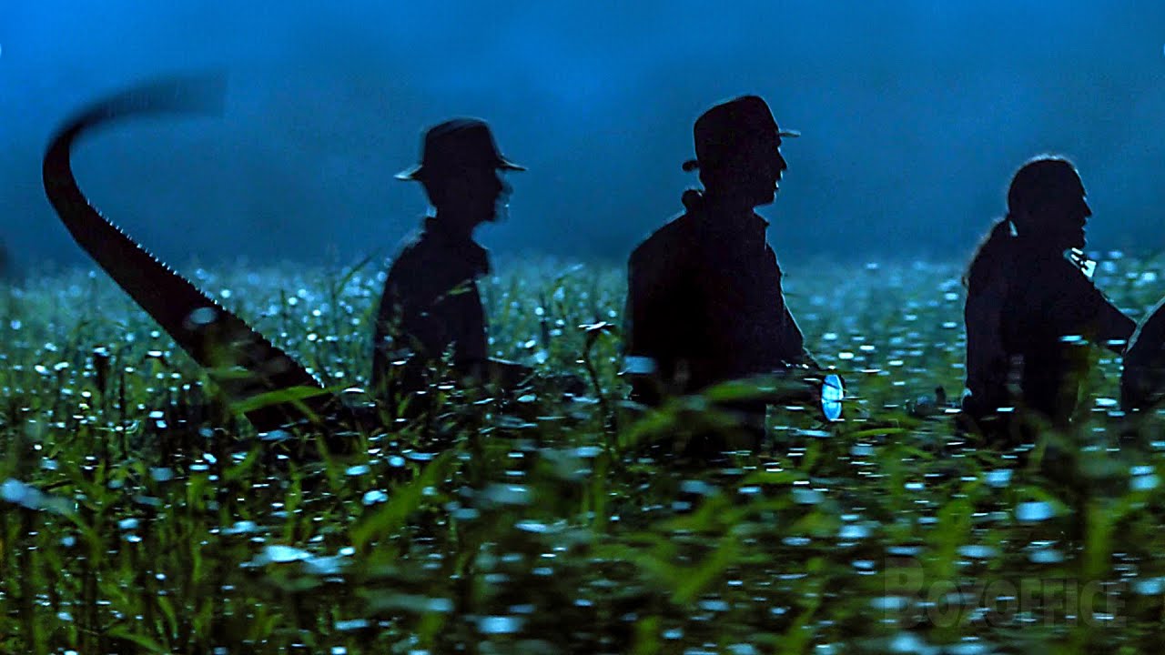 The Raptors in the Tall Grass (Legendary Scene) | The Lost World: Jurassic Park | CLIP