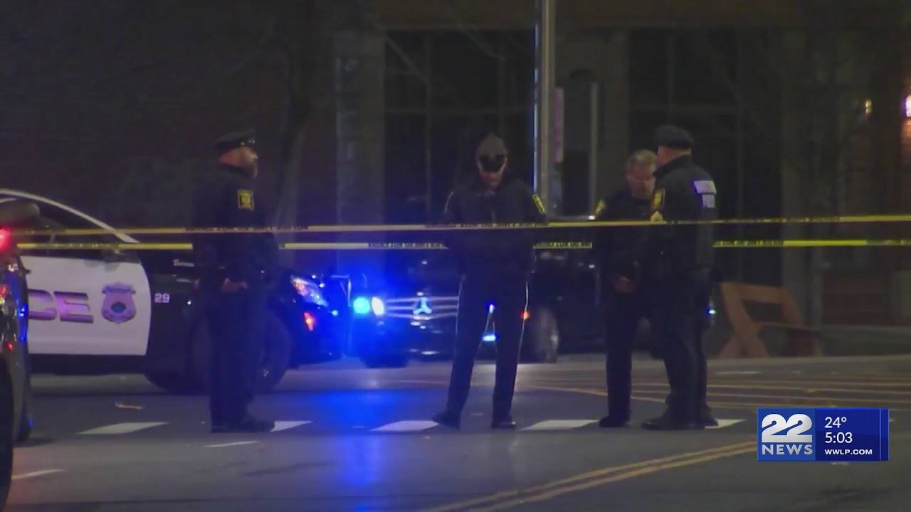 Police investigate shooting in Hartford, three injured - YouTube