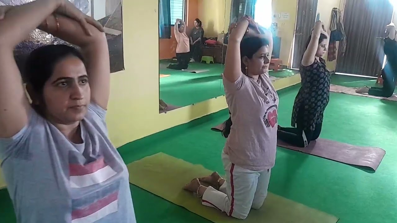 Different types yoga body parts belly # side # arm # back #innerthighs Pls try#lifeisbutadream