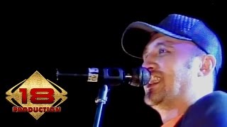 Alexa - Jangan Pernah Pergi  (Live Konser Malang 05 Juni 2008)