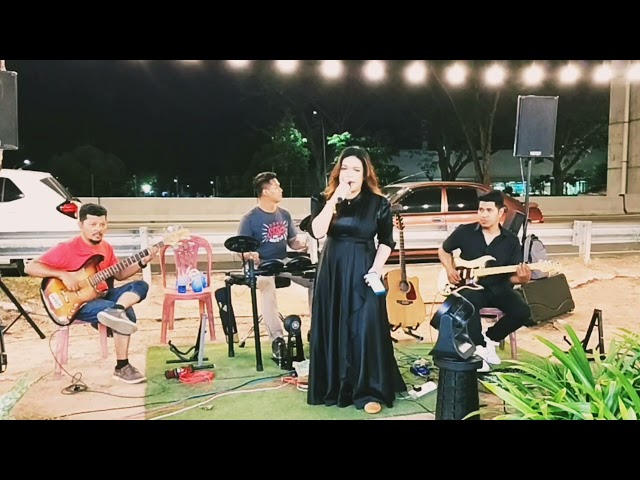 RINDUNYA RINDU - cover by Malaysians Hits List Band class=