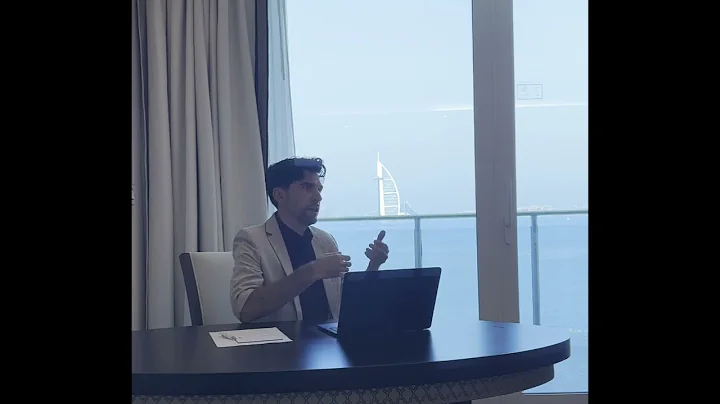 How do you manage complex risks in strategic planning?