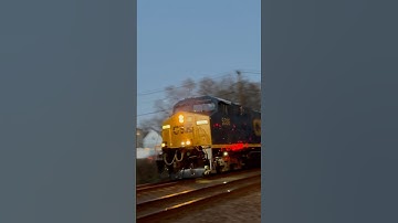 CSX 5336 ES40DC (FRESH YN3C) leads CSX M218 through Piscataway,NJ with a super friendly engineer!
