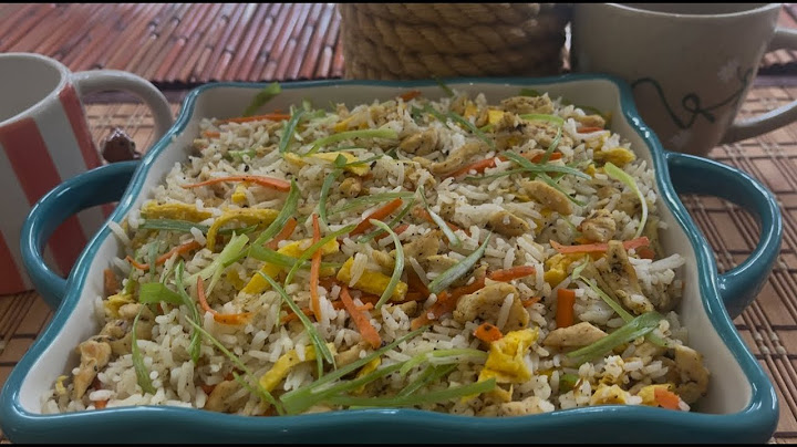 Restaurant Style Chicken Fried Rice Easy & Flavorful W/ Carrot Cabbage Egg Pepper corns Chili flakes
