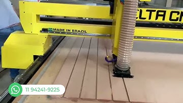 Fresadora Router CNC realizando usinagem em painel canaletado - Delta CNC
