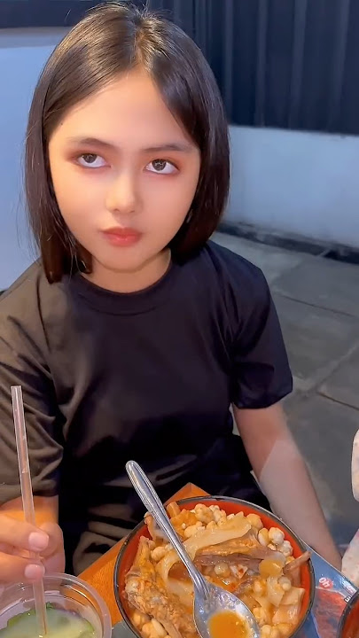 Dinda ketika di tanya umur terus #shorts
