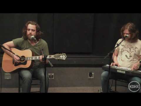 Minus the Bear "Hold Me Down" Live at KDHX 7/12/10...