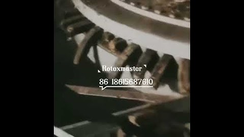 Biomass briquetting machine