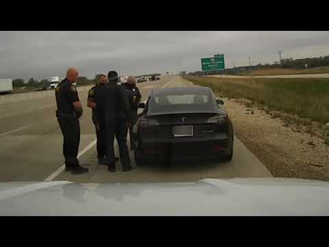 Tesla driver 'asleep' in Kenosha County, cited for inattentive driving | FOX6 News Milwaukee