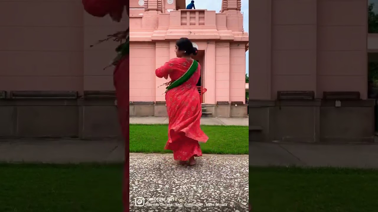 Beautiful weather @BHU Follow me on insta @unibrow_girl 