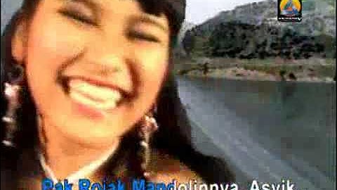 Ayu Ting Ting   Dangdutan Karaoke + VC   YouTube