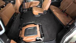StownGoFold seats for more cargo space in 2017 Chrysler Pacifica