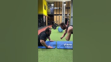🤣🤣Me and my dad at the gym!! #fitness #gym #shorts
