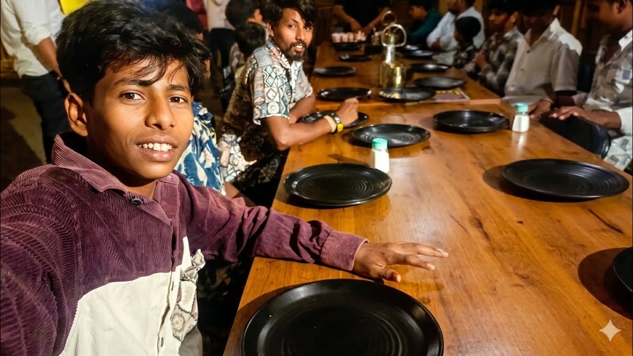 Aaj Sab Saath Khana Khaya ❤️ | Dinner Vlog