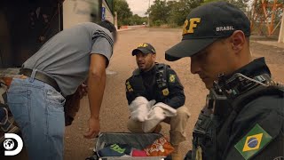 Polícia faz descoberta assustadora em um caminhãotanque | Operación Frontera Brasil