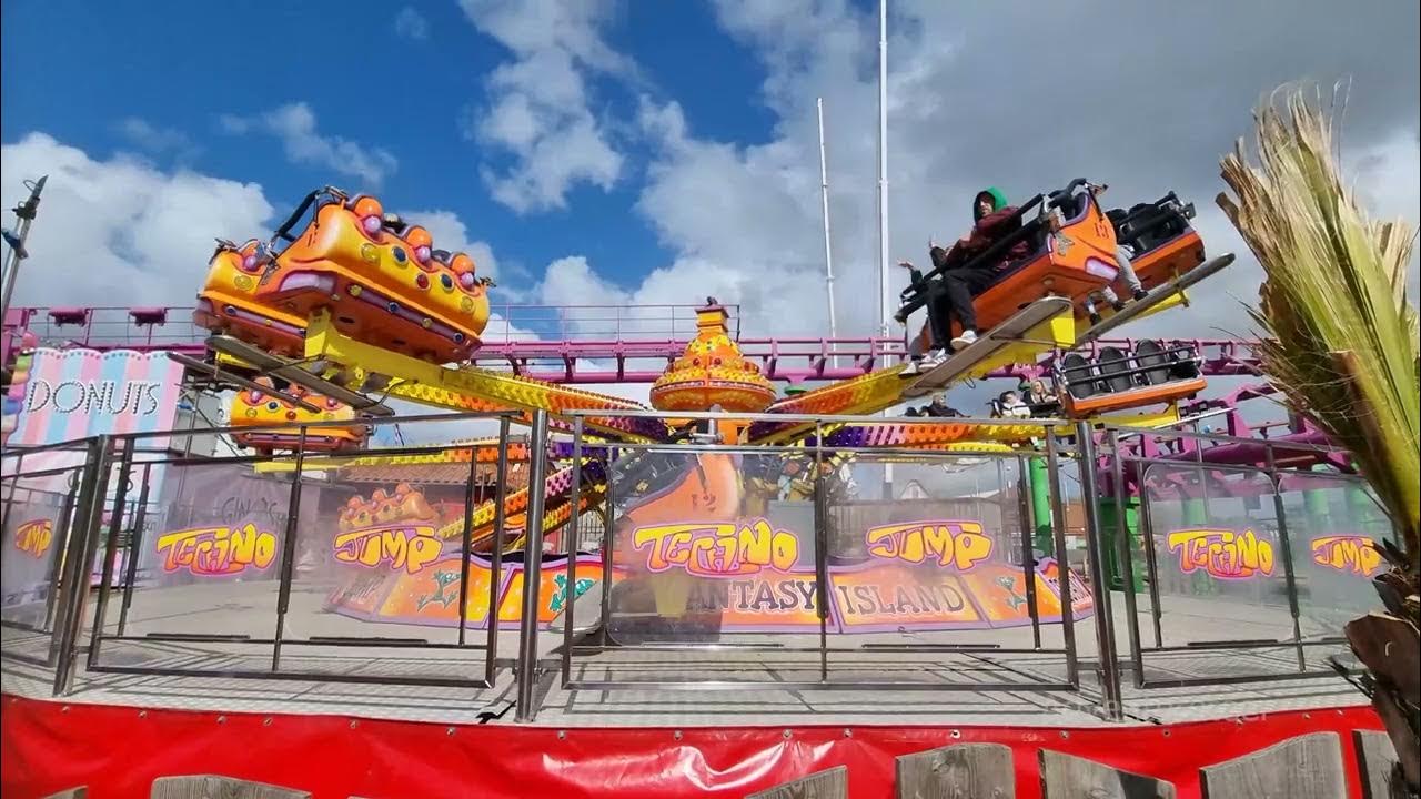 Techno Jump BROKEN DOWN at Fantasy Island Ingoldmells, Skegness - YouTube