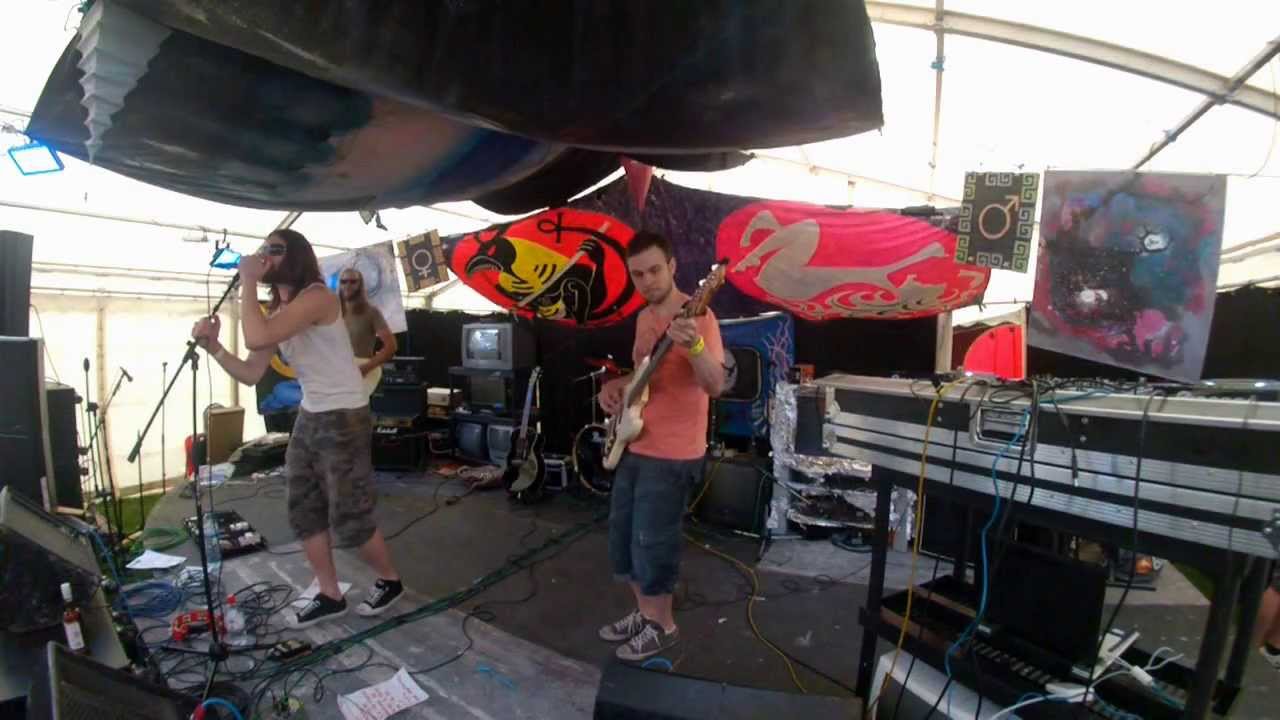 THE SIMPLETONE LIVE AT THE STRAWBERRY FAIR 