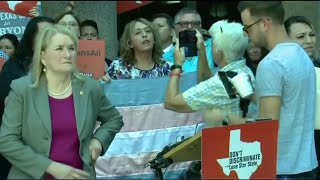 Texas ‘Bathroom Bills’: Protesters Flood Statehouse Against Bills
