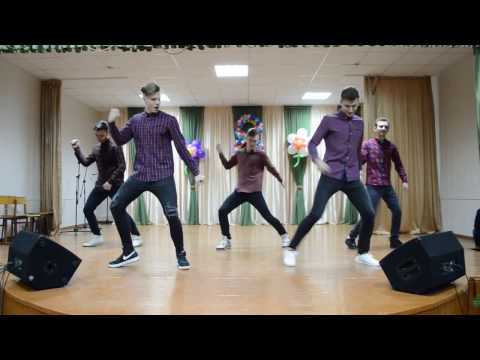 видео: возвращение.танец-поздравление на 8 марта 2017 сш№14 г. Брест от выпускников 2015-2016