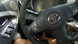 Toyota RAV4 2009 года выпуска снятие приборной панели.