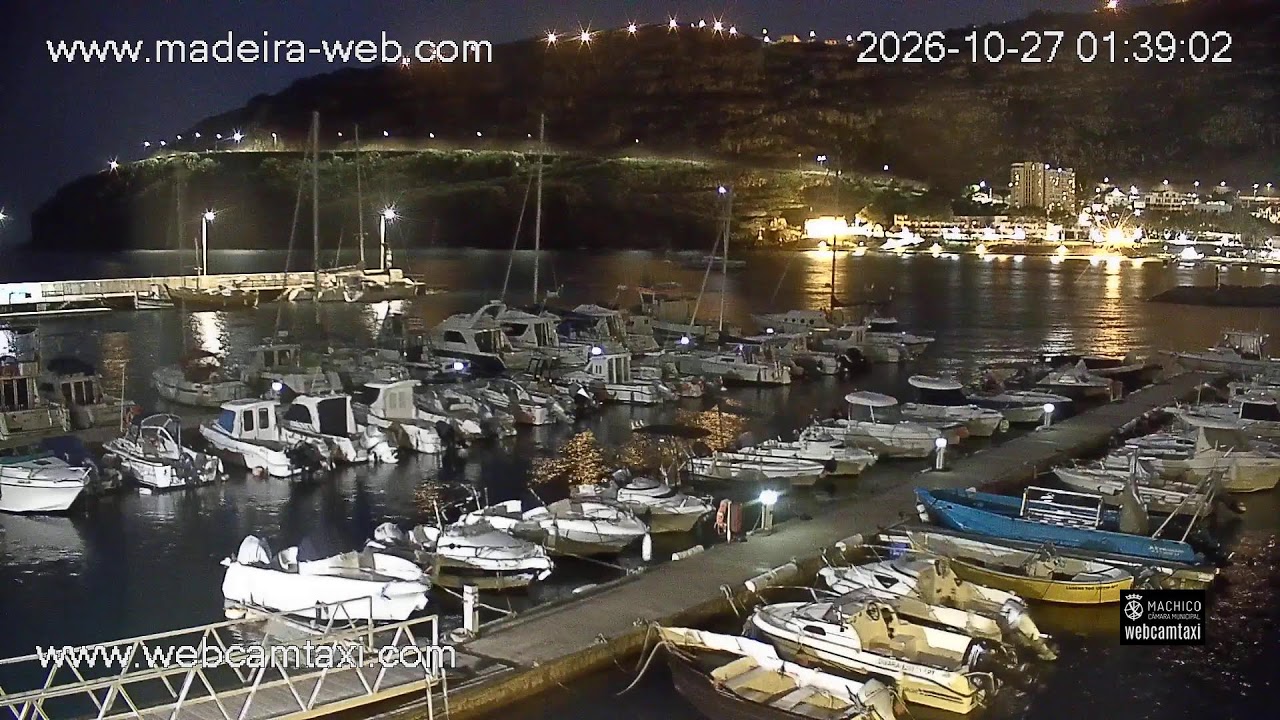 Forum Machico Webcam – Madeira Waterfront — Machico, Madeira live camera thumbnail