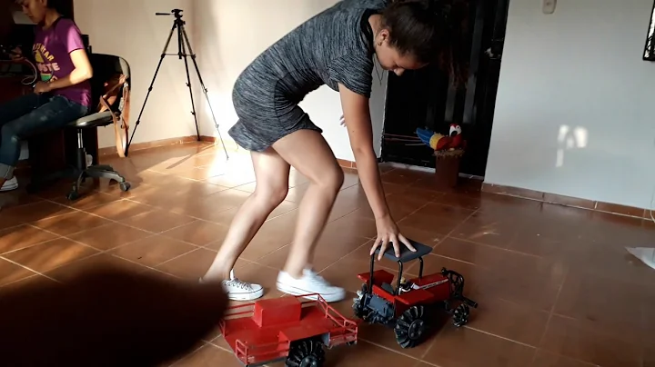 Angelica Montes jugando