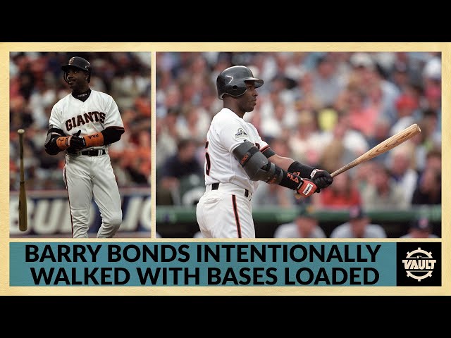 Barry Bonds intentionally walked with the BASES LOADED!! 