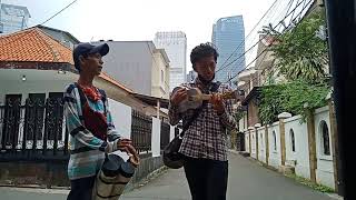 Mungkin||Melly goeslaw||Cover Pengamen Jalanan