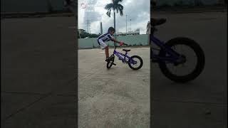 kid BMX Stunt screenshot 4