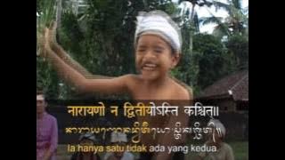 Lantunan Puja Trisandya Bali Beserta Tulisan Aksara Bali dan artinya HD