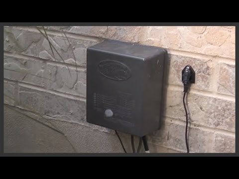 Landscape Lighting: Replace a transformer - YouTube