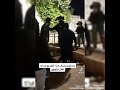 شاب فلسطيني يمسح الارض بجنود اسرائيل