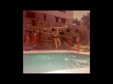 Youtube: Lucio Bukowski X Phazz – La folie, rasoir à la main, nous coursant à travers les rues