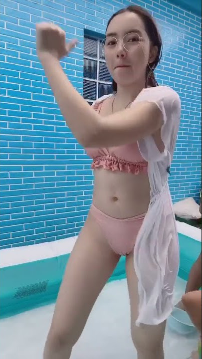 #hot #goyang kurasa kau gak akan kuat lihat yang gini teman teman