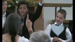 Video voorbeeld van "Viele Menschen können viele Sachen 2016 - NAK Kinderchor Landshut  / Omaliebchen"