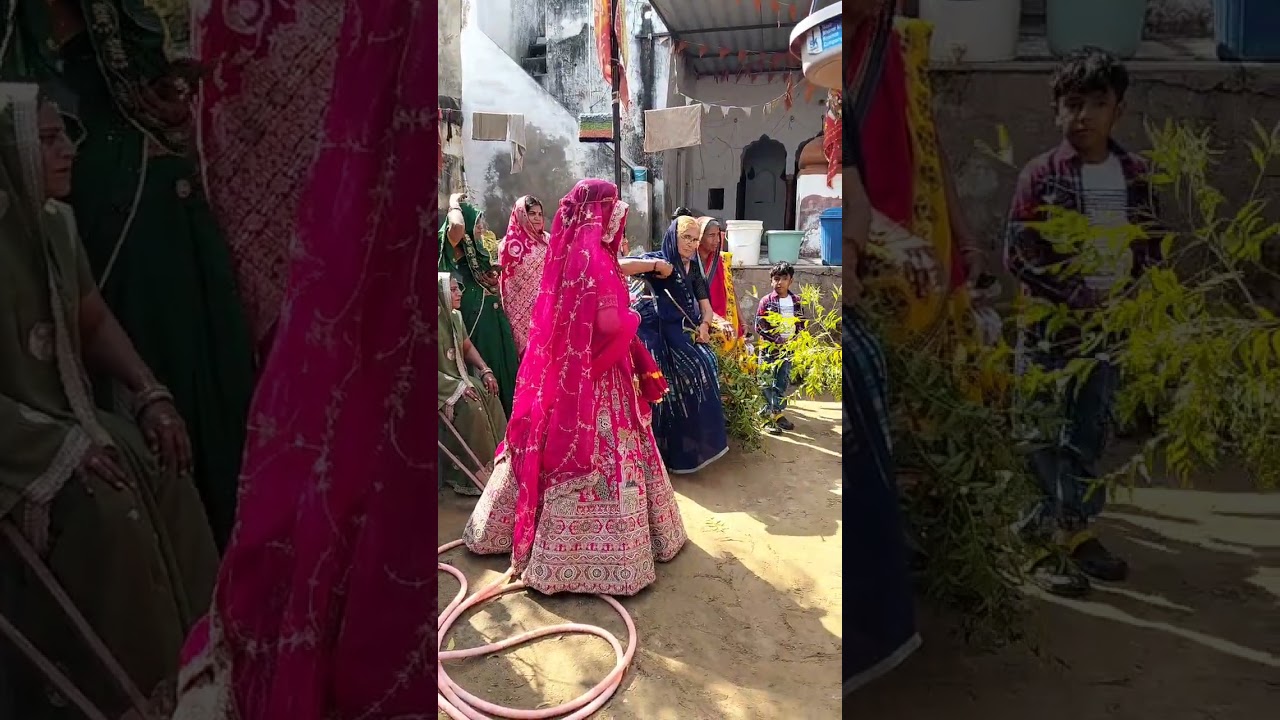 ye bhi ek  Riwaj hai hamare me nayi dulhan n dulhe ke sath neem ki Dali se khela jata hai 🥰😂☺️