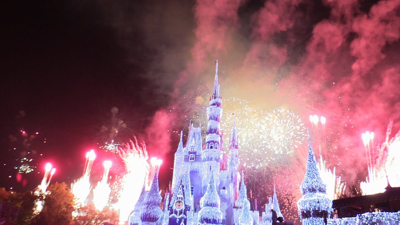 Holiday Wishes full show from Mickey's Very Merry Christmas Party at Walt Disney World