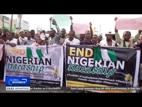 Nigeria sees hundreds hit the streets over growing crisis