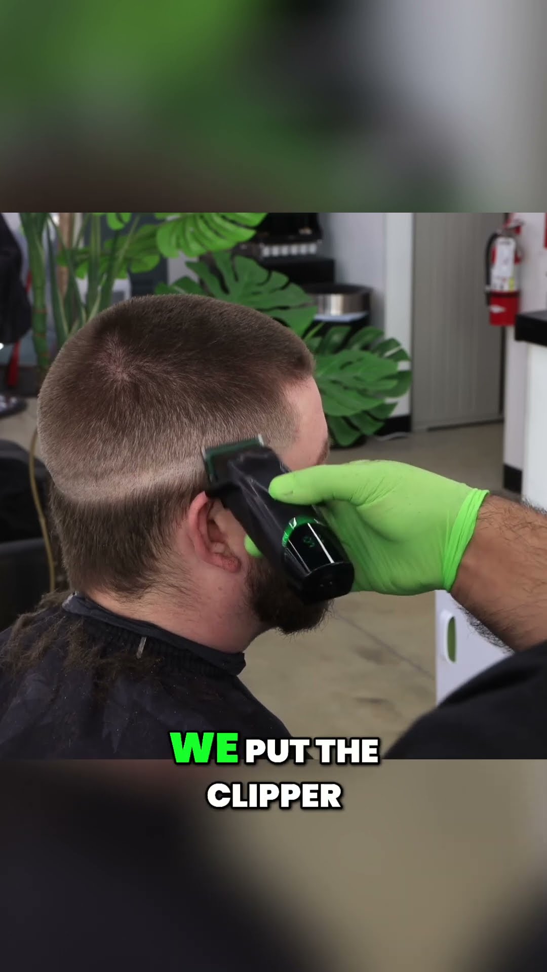 Barber Secrets: Master Fades with Clipper Lever Techniques #shorts