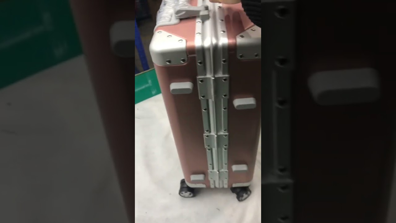 Dapu Aluminum Luggage Factory OEM ODM Service