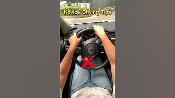 Several common wrong ways to turn the steering wheel while driving #car #driving #cardriving#tips