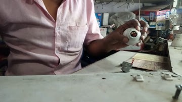 How to remove LED bulb cap