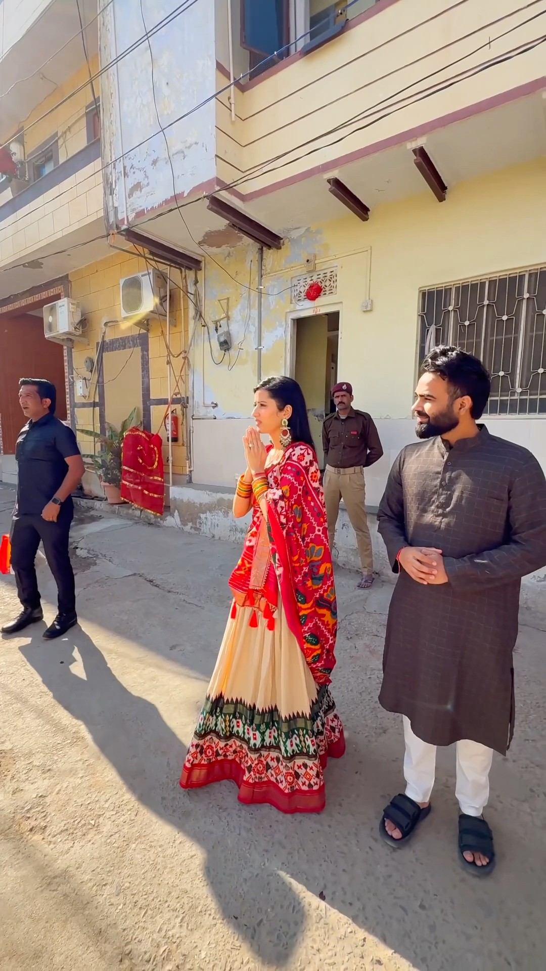 Yaha Sabki Mannat Hoti Hai Puri ?? #neetubisht #trending #babashyam #minivlog