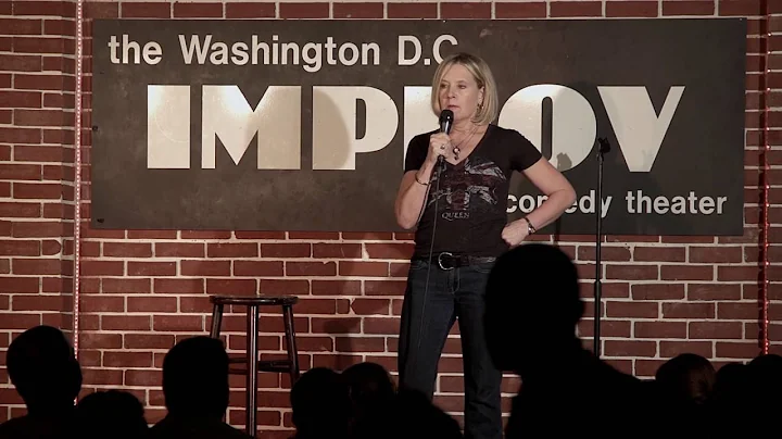 Lisa Isaacs DC Improv 10-5-16
