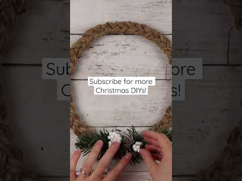DIY CHRISTMAS WREATH
