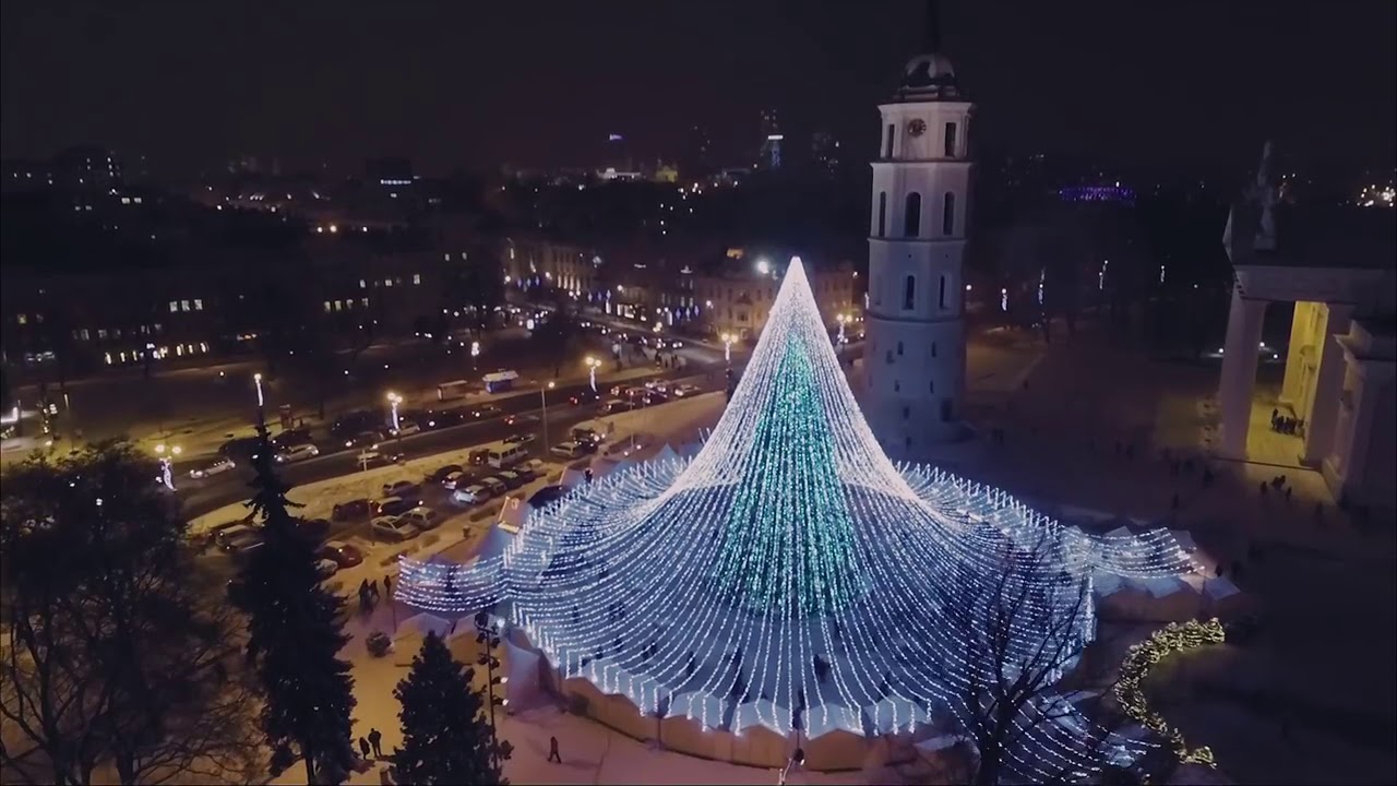 Новогодние елки в 2017-2018 году Новогодние елки в 2017-2018 году