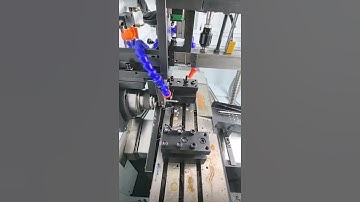 Cnc lathe automatic loading and unloading and bar guide