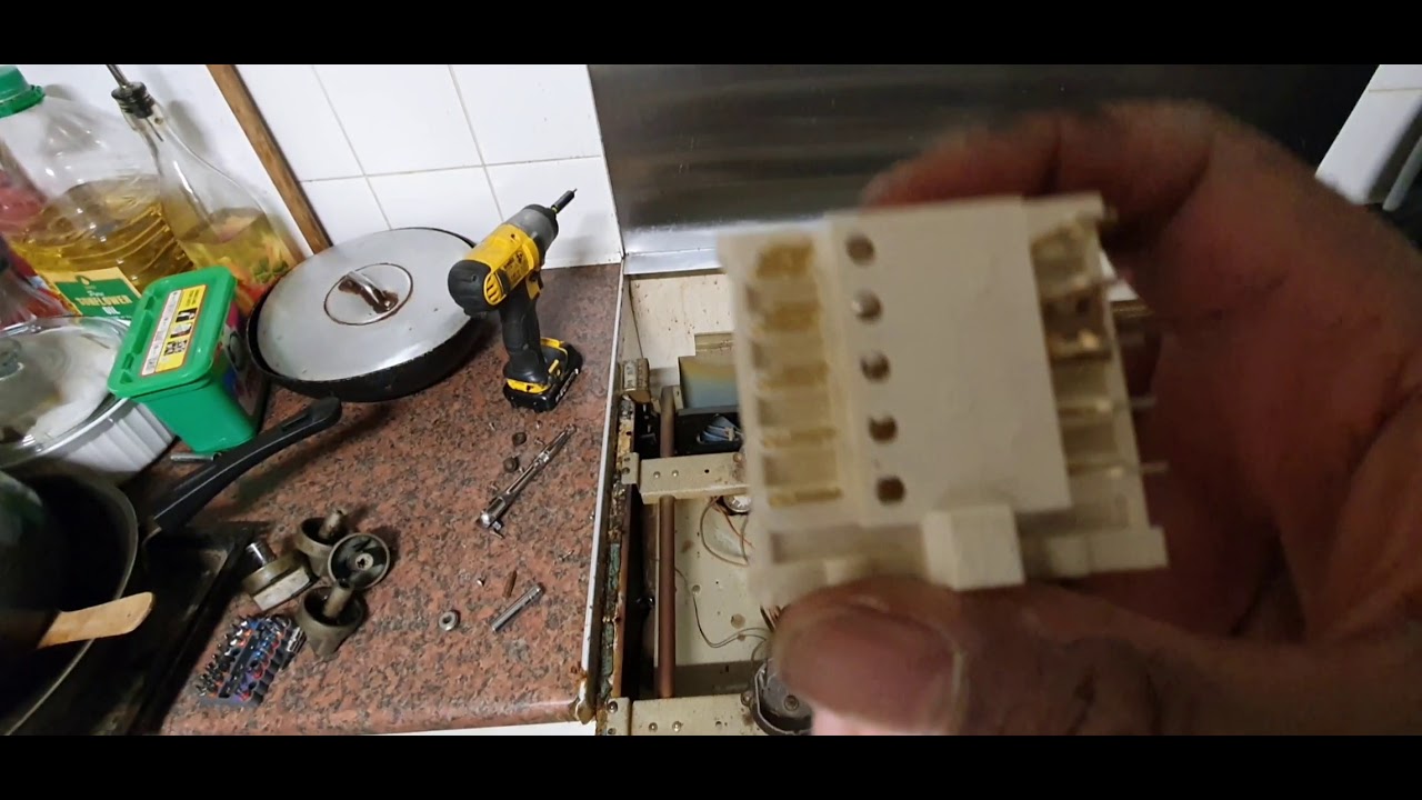 how to fix a faulty cooker selection switch on a Kenwood range oven